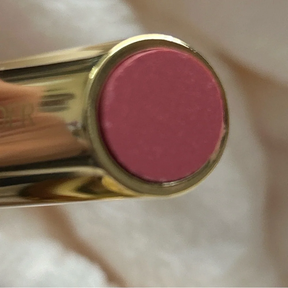 Estee Lauder Kissable LipShine #04 Majorca Kiss NEW (soft coral w/light shine) - Picture 7 of 14